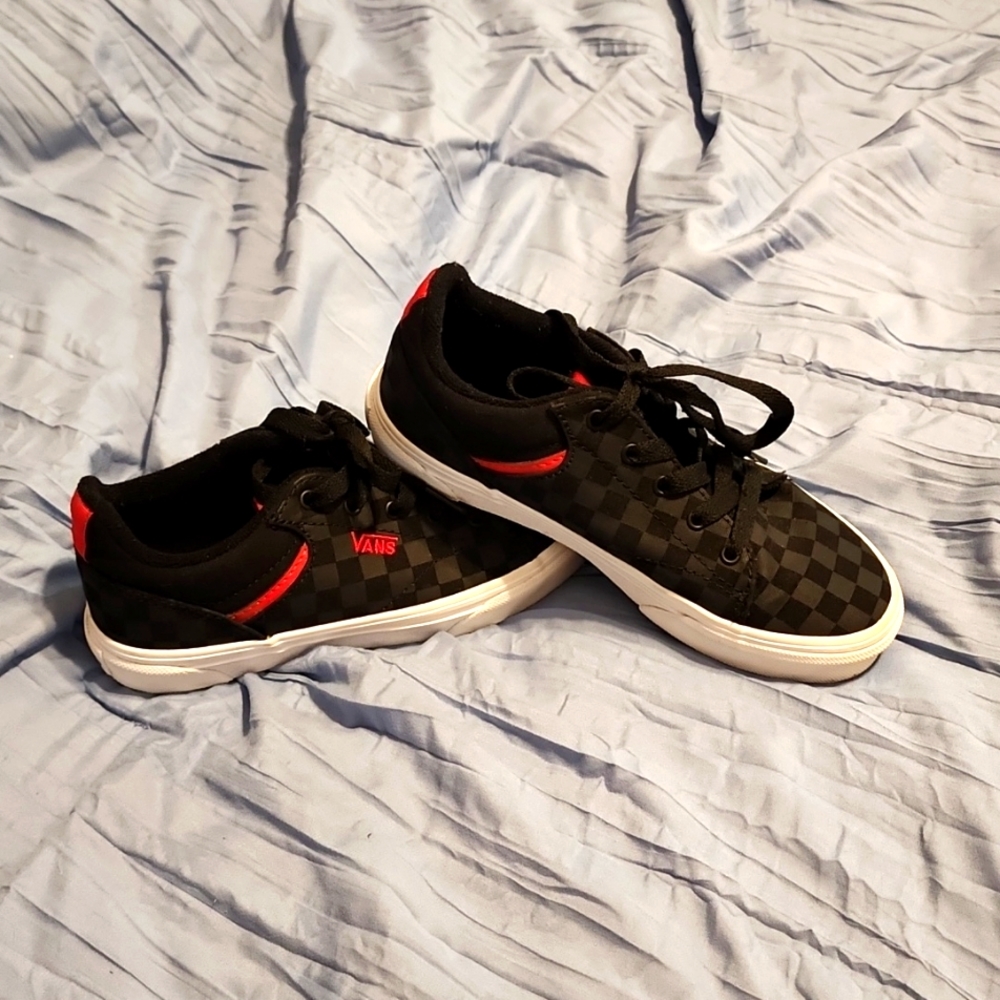 Vans black checkerboard shoes